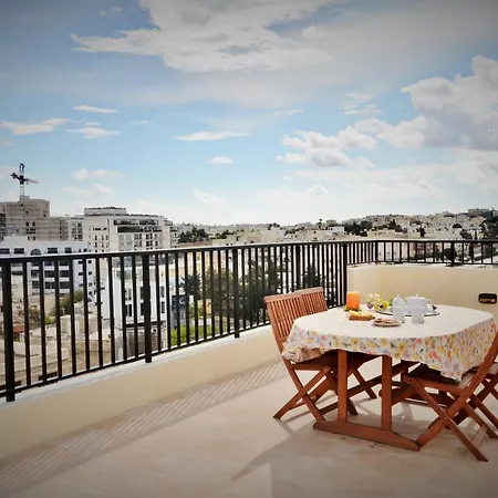 City Living Tk 3 Rm 2 3* San Ġiljan